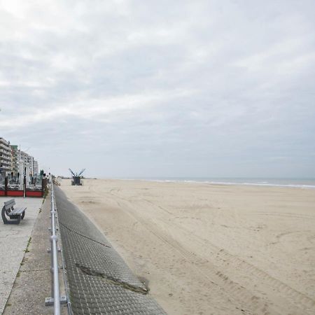 Beautiful Villa 200 Metres From The Sea Koksijde Exterior photo