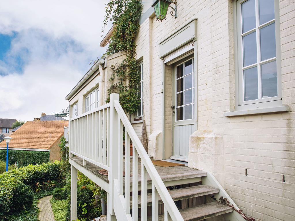 Beautiful Villa 200 Metres From The Sea Koksijde Exterior photo