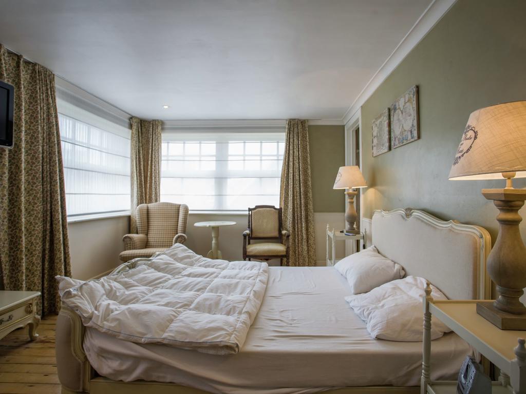 Beautiful Villa 200 Metres From The Sea Koksijde Exterior photo